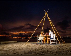 Cena en Isla Tierra bomba